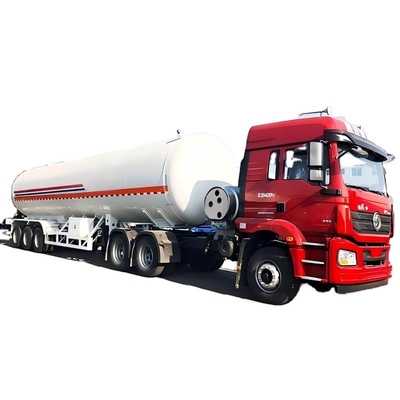 Das neueste Prozessdesign von CIMC ist ein dreiachsiger Fuel Tanker Halbanhänger aus hochfesterem Stahl.
