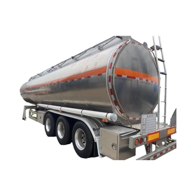 CIMC Robust Fuel Tanker Semi-Trailer: für den sicheren und effizienten Transport von flüssigen Brennstoffen und gefährlichen Stoffen ausgelegt