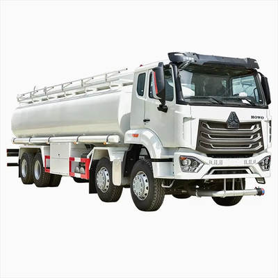 5000 Liter Treibstoff Tankwagen Howo Tankwagen 6x4 8x4 Sinotruck Gebrauchtwasser Tankwagen